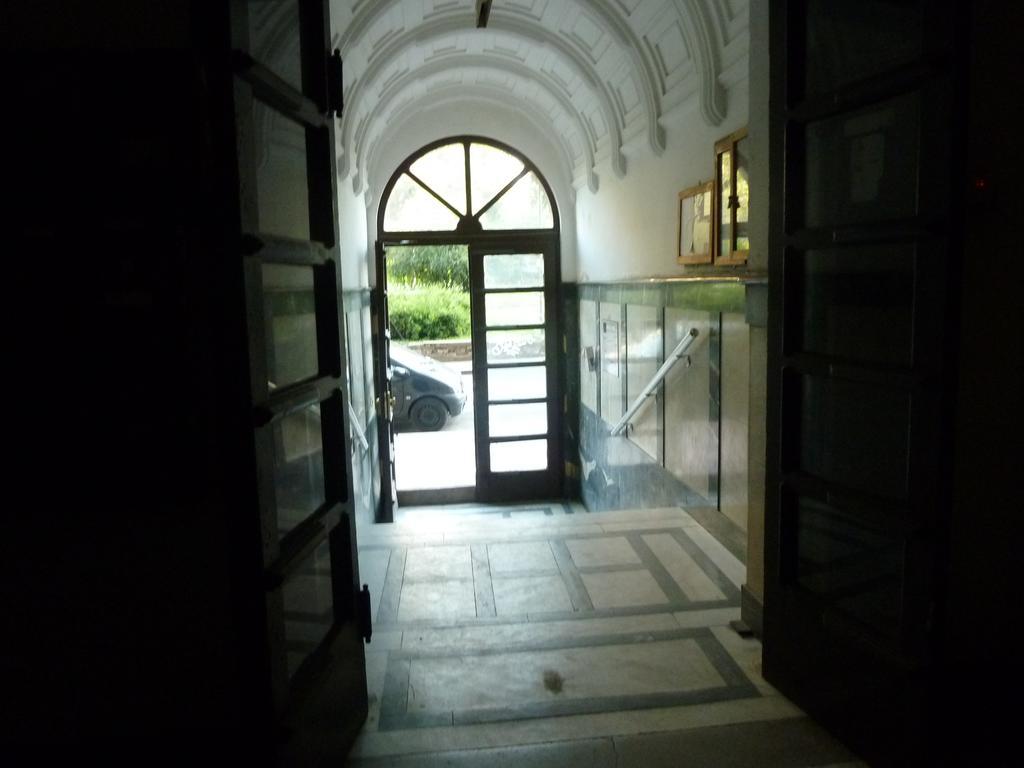 Apartment Parliament Park Belgrade Exterior photo
